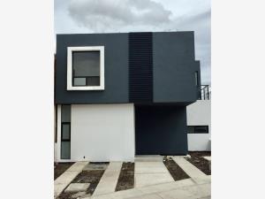 Casa en venta en El Condado, Corregidora, Querétaro