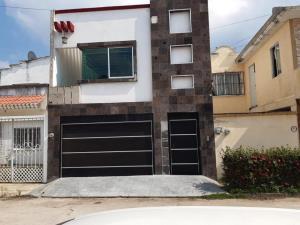 Casa en renta en Estrellas de Buenavista, Centro, Tabasco