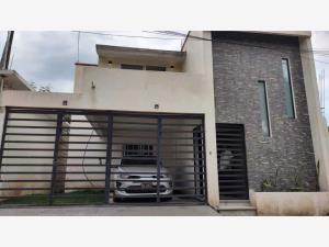 Casa en venta en Ocotepec, Cuernavaca, Morelos