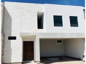 Casa en venta en Los Viñedos, Torreón, Coahuila de Zaragoza Casa en venta en Los Viñedos, Torreón, Coahuila de Zaragoza