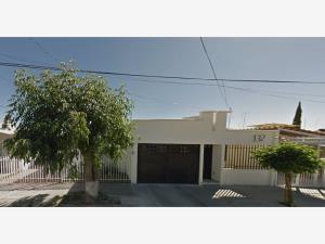 Casa en venta en Colinas del Rio, Aguascalientes, Aguascalientes