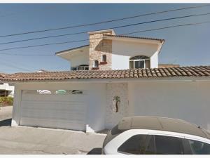Casa en remate en Pitillal Centro, Puerto Vallarta, Jalisco
