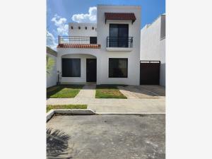 Casa en renta en Gran Santa Fe, Mérida, Yucatán