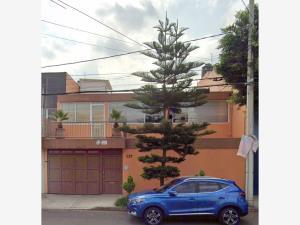 Casa en remate en Claveria, Azcapotzalco, Ciudad de México