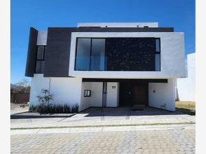 Casa en venta en Santa Clara Ocoyucan, Ocoyucan, Puebla