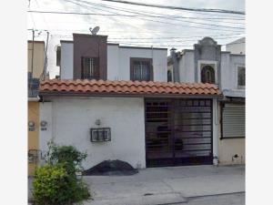 Casa en venta en Los Cristales, Guadalupe, Nuevo León