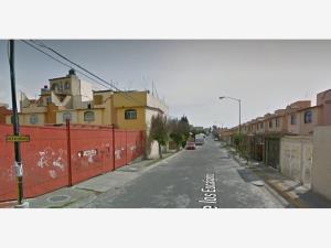 Casa en remate en San Buenaventura, Ixtapaluca, México