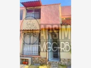 Casa en venta en Manantiales, Emiliano Zapata, Morelos Casa en venta en Manantiales, Emiliano Zapata, Morelos