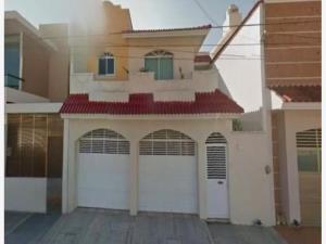 Casa en venta en Jardines de Mocambo, Boca del Río, Veracruz de Ignacio de la Llave