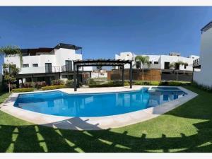 Casa en venta en Real Santa Fe, Xochitepec, Morelos