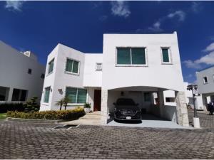 Casa en venta en San Salvador Tizatlalli, Metepec, México