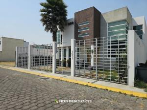 Casa en venta en San Salvador Tizatlalli, Metepec, México