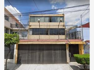 Casa en remate en Militar Marte, Iztacalco, Ciudad de México