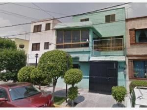 Casa en remate en Nueva Santa Maria, Azcapotzalco, Ciudad de México