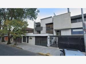 Casa en venta en Paseos de Taxqueña, Coyoacán, Ciudad de México