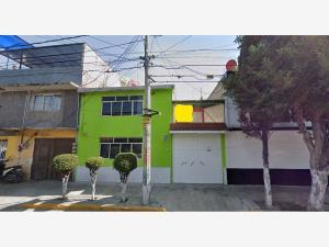 Casa en venta en Metropolitana Tercera Sección, Nezahualcóyotl, México Casa en venta en Metropolitana Tercera Sección, Nezahualcóyotl, México