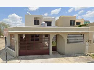 Casa en venta en Paseos de Opichen, Mérida, Yucatán