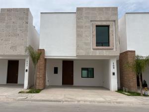 Casa en venta en La Rioja Residencial, Torreón, Coahuila de Zaragoza