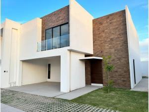 Casa en venta en Villas del Renacimiento, Torreón, Coahuila de Zaragoza
