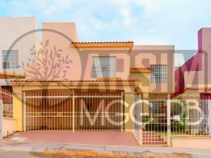 Casa en venta en Las Fuentes, Chihuahua, Chihuahua