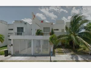 Casa en venta en Villas del Arte, Benito Juárez, Quintana Roo