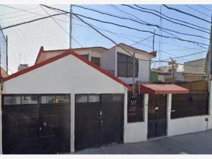 Casa en venta en Las Plazas, Querétaro, Querétaro