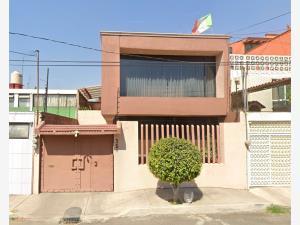 Casa en remate en Militar Marte, Iztacalco, Ciudad de México