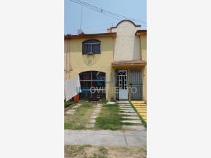 Casa en venta en San Buenaventura, Ixtapaluca, México