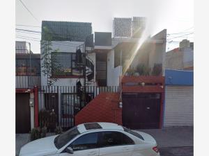 Casa en remate en Viaducto Piedad, Iztacalco, Ciudad de México
