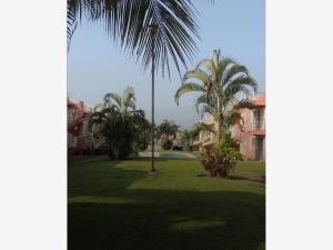 Casa en remate en Llano Largo, Acapulco de Juárez, Guerrero