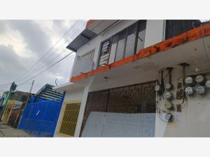 Casa en venta en Comalcalco Centro, Comalcalco, Tabasco