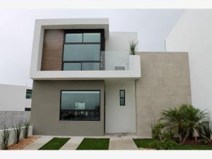 Casa en venta en Lomas de Lourdes, Saltillo, Coahuila de Zaragoza