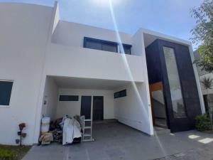 Casa en venta en Lomas de Angelópolis, San Andrés Cholula, Puebla