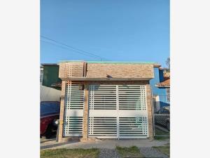 Casa en venta en Santa Fe, Morelia, Michoacán de Ocampo