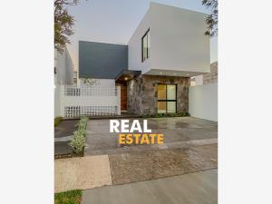 Casa en venta en Real Hacienda, Villa de Álvarez, Colima