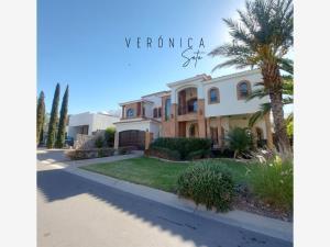 Casa en venta en Campos Eliseos, Juárez, Chihuahua