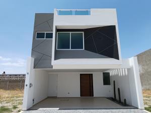 Casa en venta en San Bernardino Tlaxcalancingo, San Andrés Cholula, Puebla Casa en venta en San Bernardino Tlaxcalancingo, San Andrés Cholula, Puebla