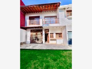Casa en renta en San Jerónimo Ahuatepec, Cuernavaca, Morelos