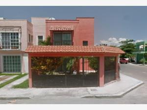Casa en venta en Bosque Real, Solidaridad, Quintana Roo