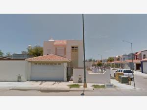 Casa en venta en Palmas del Sol, Mazatlán, Sinaloa
