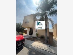 Casa en venta en Puerta Real, Corregidora, Querétaro