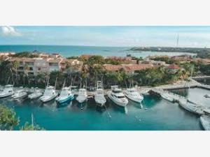 Terreno en venta en Puerto Aventuras, Solidaridad, Quintana Roo