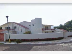 Casa en venta en Las Brisas, Zihuatanejo de Azueta, Guerrero