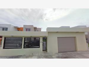 Casa en venta en Hacienda las Bugambilias, Reynosa, Tamaulipas Casa en venta en Hacienda las Bugambilias, Reynosa, Tamaulipas