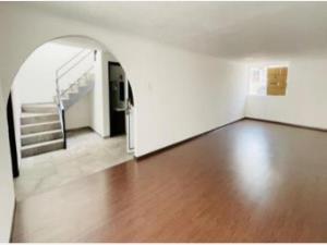 Casa en venta en Lomas Cuarta Sección, San Luis Potosí, San Luis Potosí