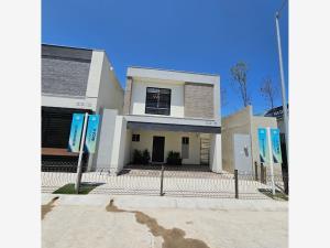Casa en venta en Guadalupe la Silla, Guadalupe, Nuevo León