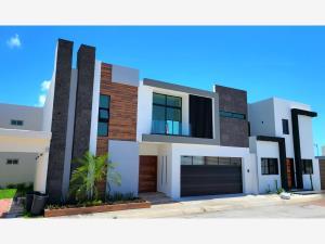 Casa en venta en Las Palmas, Medellín de Bravo, Veracruz de Ignacio de la Llave