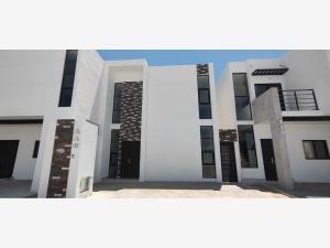 Casa en venta en Los Viñedos, Torreón, Coahuila de Zaragoza Casa en venta en Los Viñedos, Torreón, Coahuila de Zaragoza
