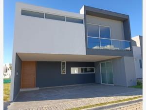 Casa en venta en Lomas de Angelópolis, San Andrés Cholula, Puebla