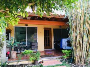 Casa en venta en Chamilpa, Cuernavaca, Morelos